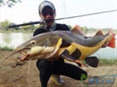 【原创】路上渔记之：新加坡钓手汉祥之上海游钓