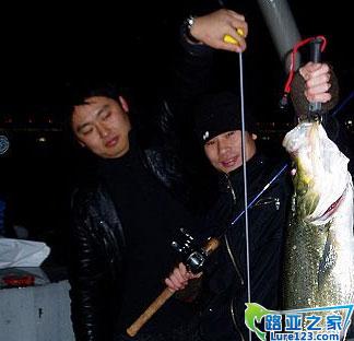 后来很多很多次，下雨下小雪都有不错的收货。《最严重的时候导环结冰》