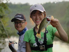 愿你们都遇到有趣的钓友，而我遇到表妹和黄坚